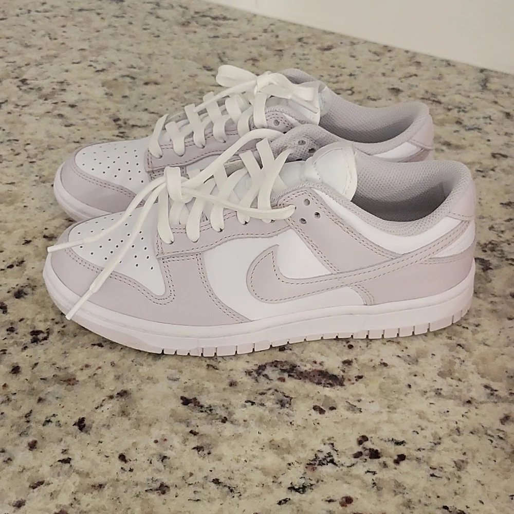 NIKE DUNK LOW White Venice Size 6 1/2  6.5 Women's - Picture 7 of 8